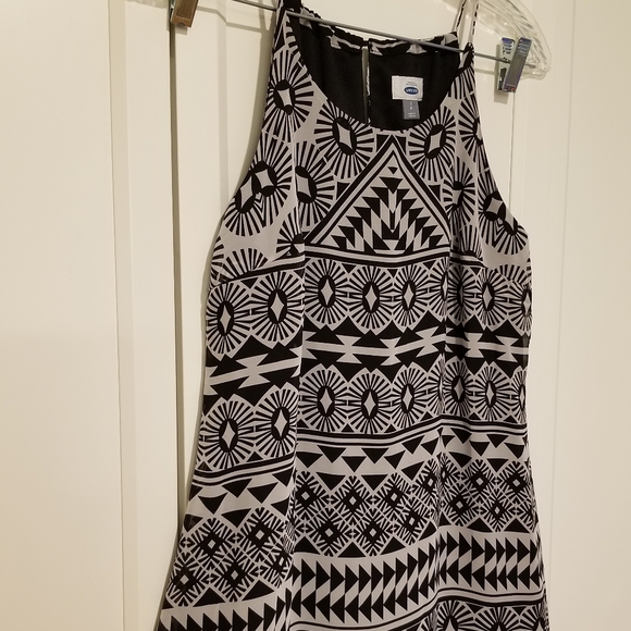 Old Navy maxi dress - Picture 4 of 7